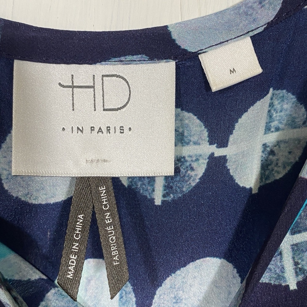 Anthropologie HD in Paris 100% Silk Cut Out Back Moon Phase Blouse in Blue Sz M - Picture 4 of 7